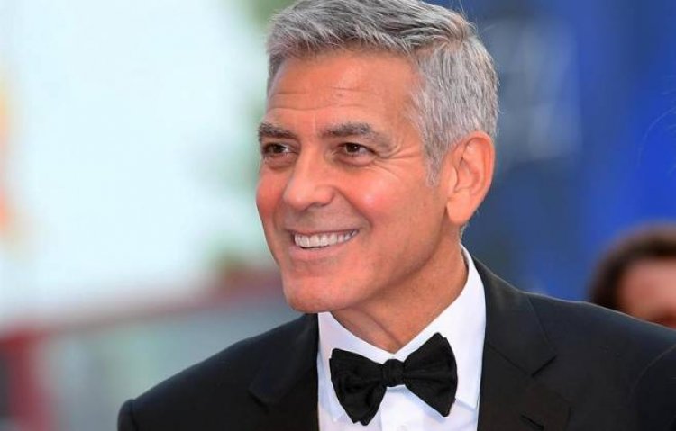 George Clooney diz que tiro acidental de Alec Baldwin foi causado por ‘erros estúpidos’